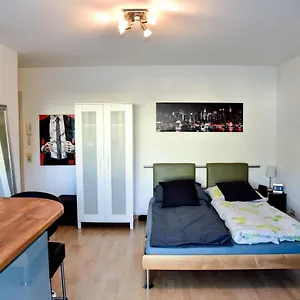 Appartement Mit Grossem Balkon Im Belgischen Viertel, Keulen