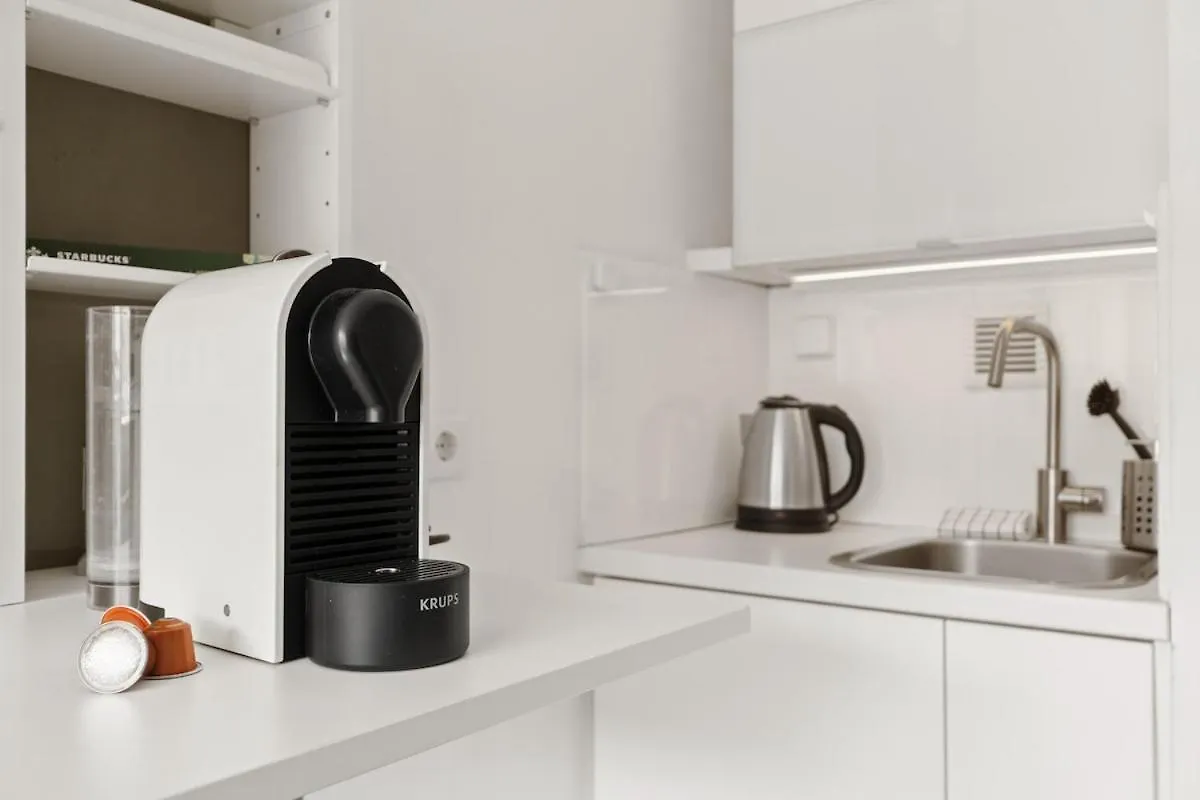 Smart City Apartment In Bestlage! Self Check-In, Neu! Keulen 0*,  Duitsland