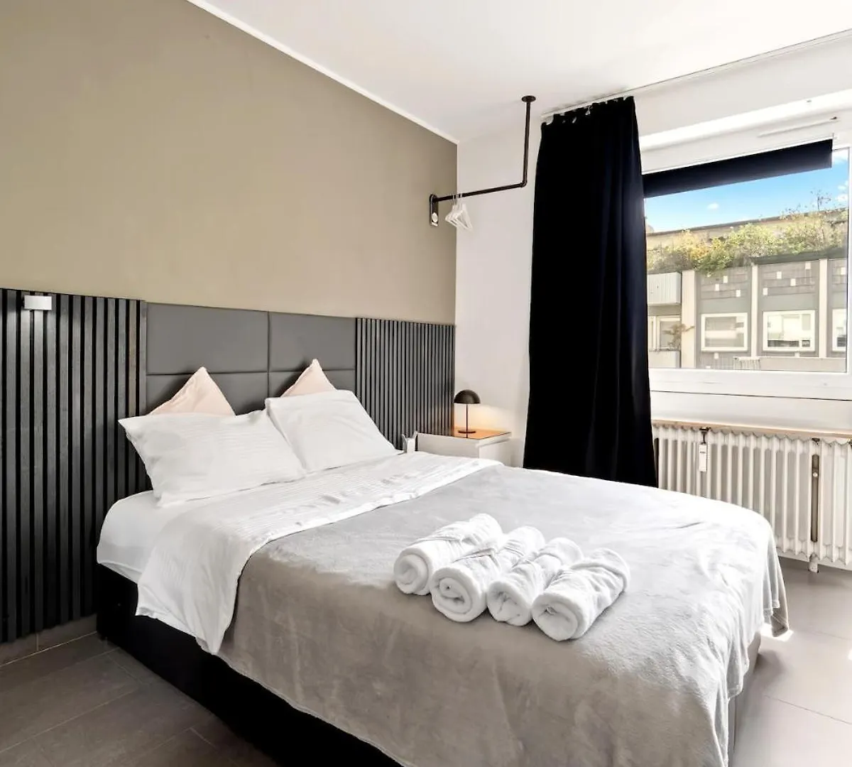 Smart City Apartment In Bestlage! Self Check-In, Neu! Köln